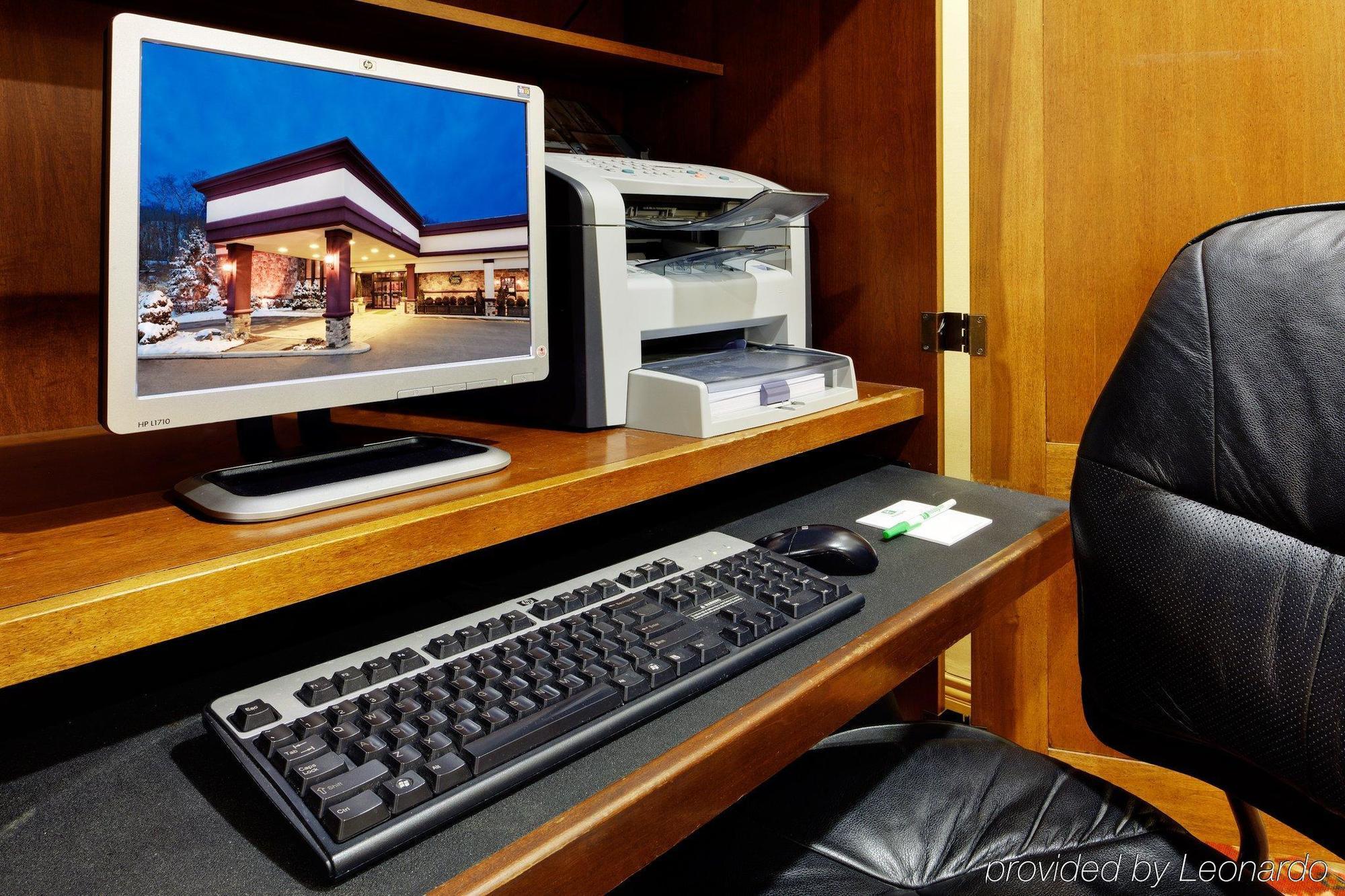 Hotel Mtk Mount Kisco מתקנים תמונה