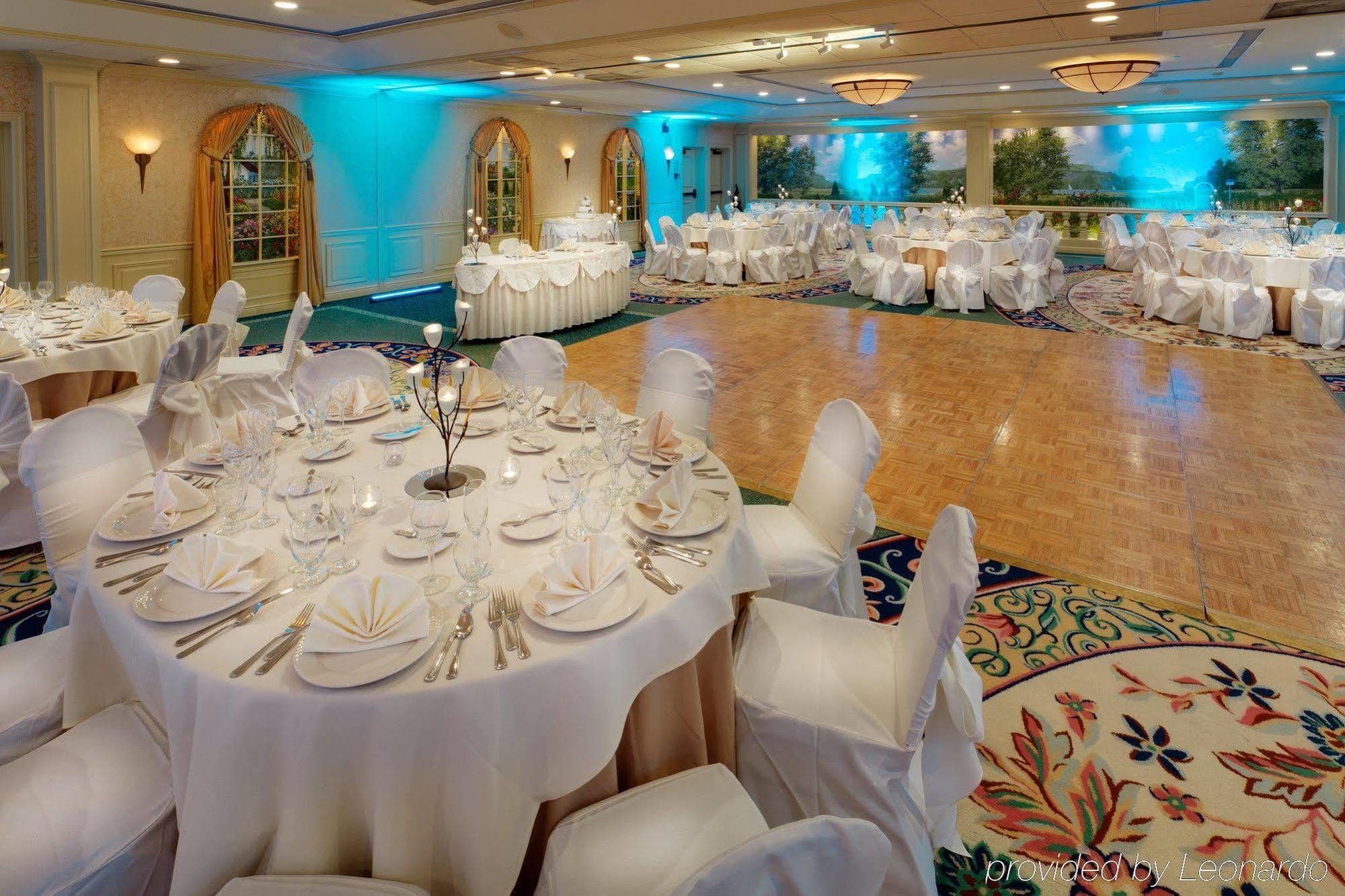 Hotel Mtk Mount Kisco מסעדה תמונה
